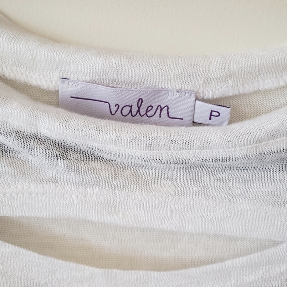 Linen Cut Out Tee - Picture 3 of 7